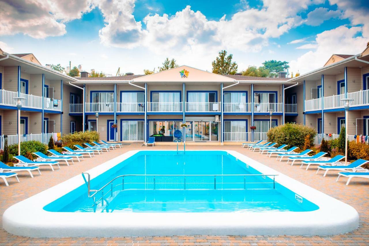 Star Time Family Hotel Resort Hrîbivka Exterior foto