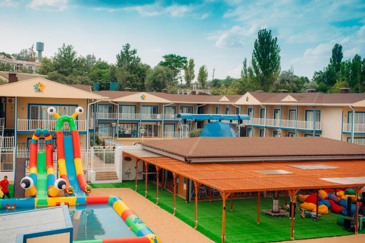 Star Time Family Hotel Resort Hrîbivka Exterior foto